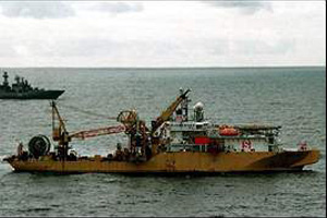 Salvage team prepares to leave for Kursk